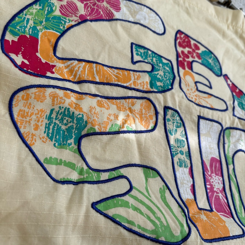 Pale Yellow Sun Tote - Picture 3 of 6